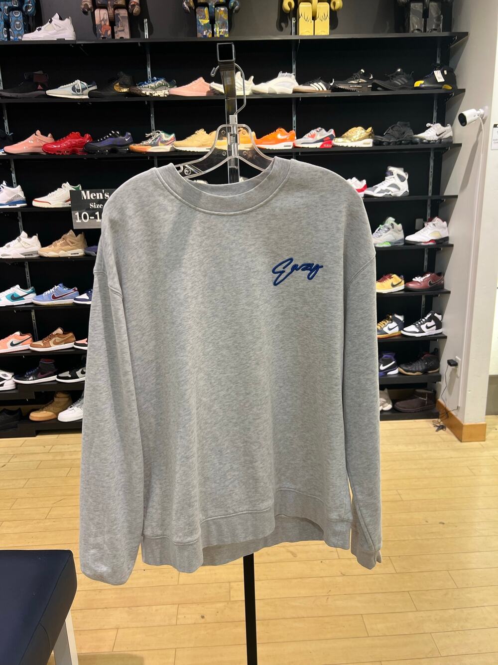 Eazy LA Gray Crewneck Sz L
